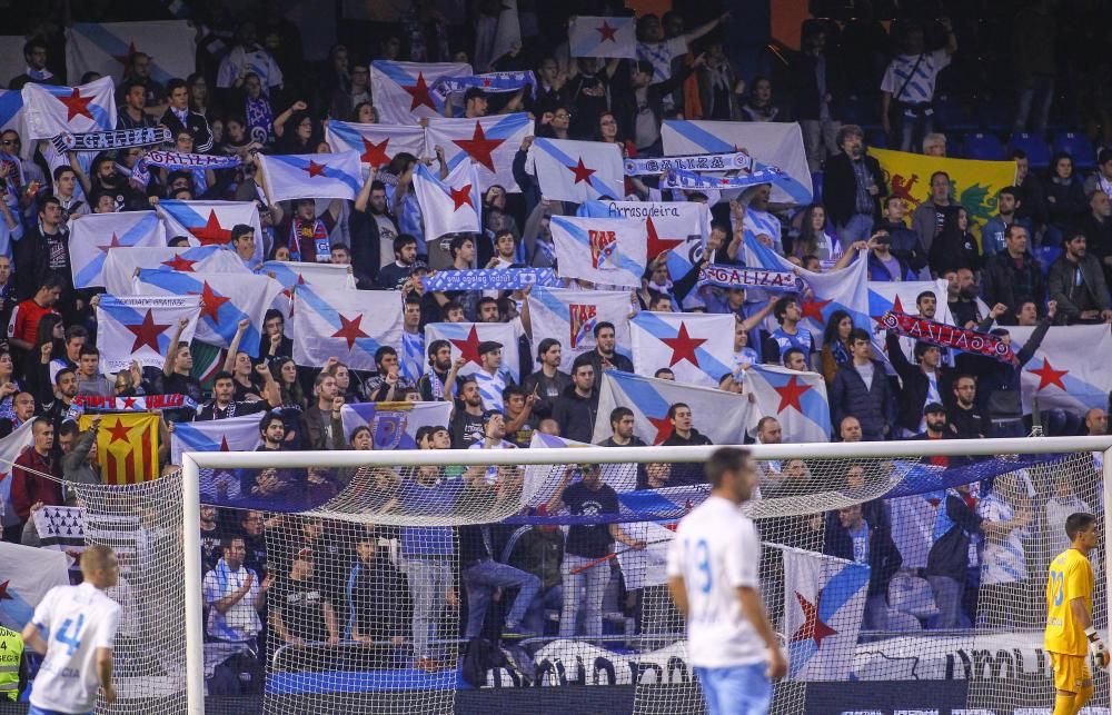 Gran ambiente en el Galicia-Venezuela de Riazor