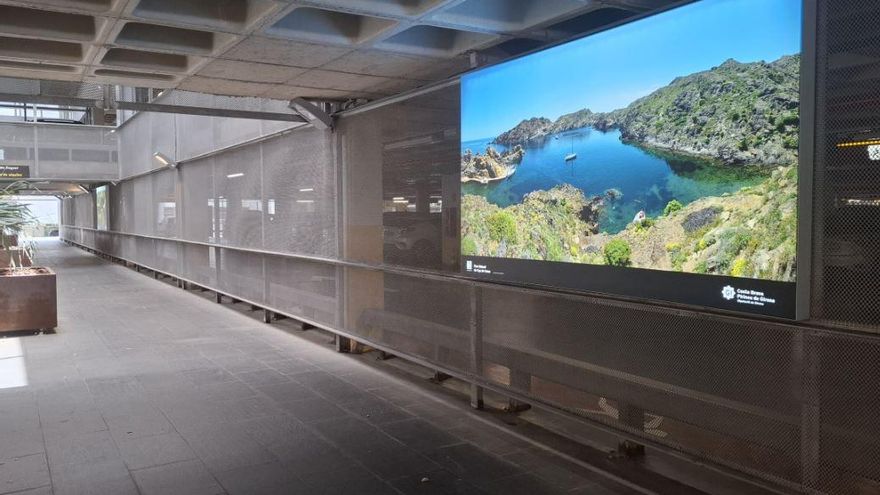 L’aeroport de Girona incorpora una exposició permanent sobre els parcs naturals de la província