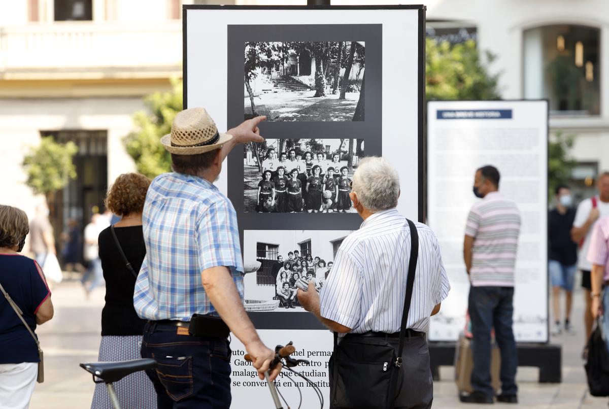 175 aniversario de los institutos Gaona y Martiricos en una exposición en la calle Larios 175 aniversario de los institutos Gaona y Martiricos en una exposición en la calle Larios