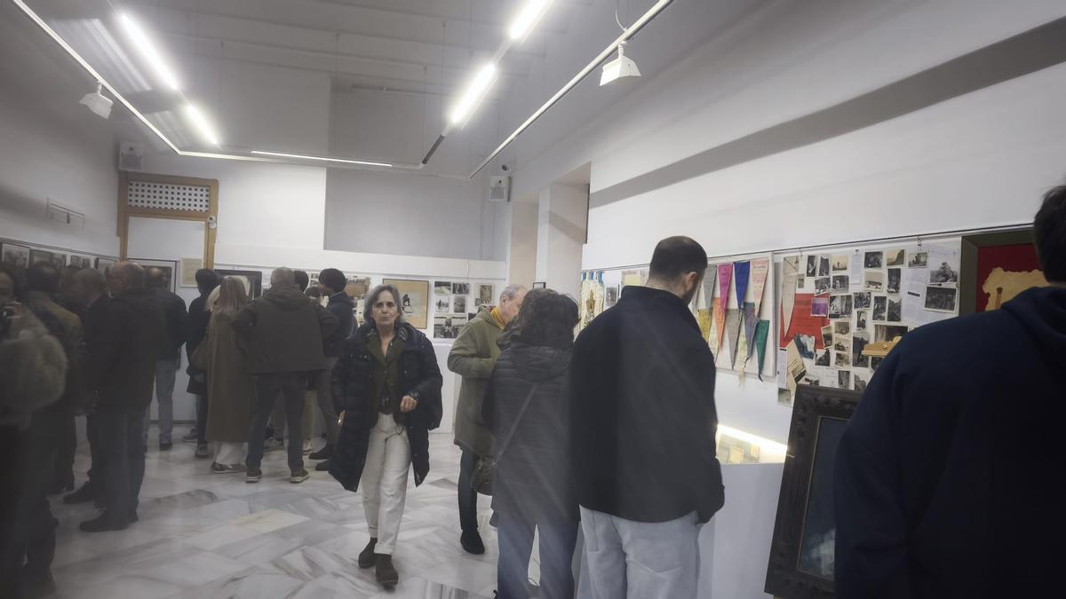 La inauguración de la exposición el pasado viernes tuvo una gran acogida.