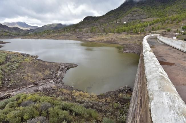 Reportaje lluvias, presa de Chira