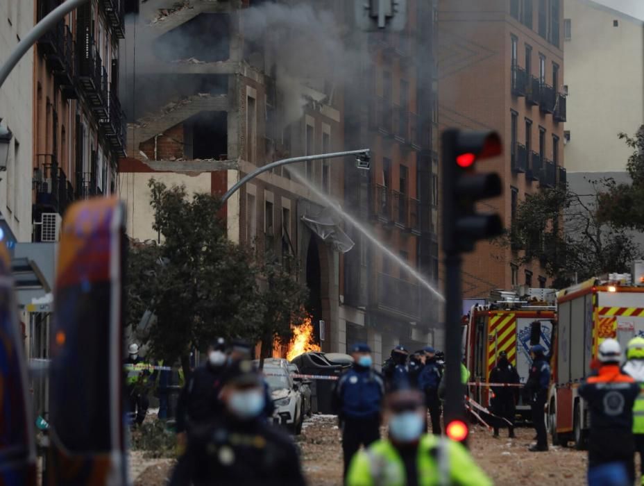 Al menos tres muertos en la gran explosión que destroza un edificio en Madrid