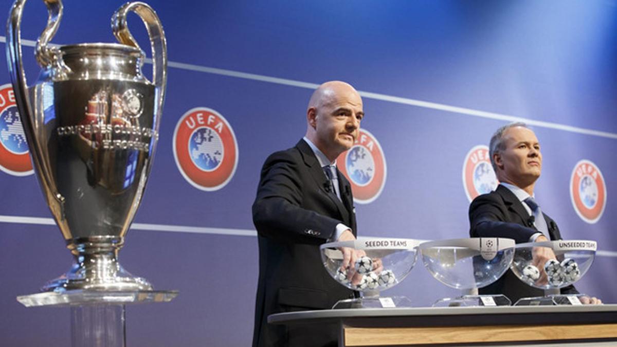 El secretario general de la UEFA, Gianni Infantino, presentará el sorteo de los octavos de final de la Champions League de este lunes en Nyon