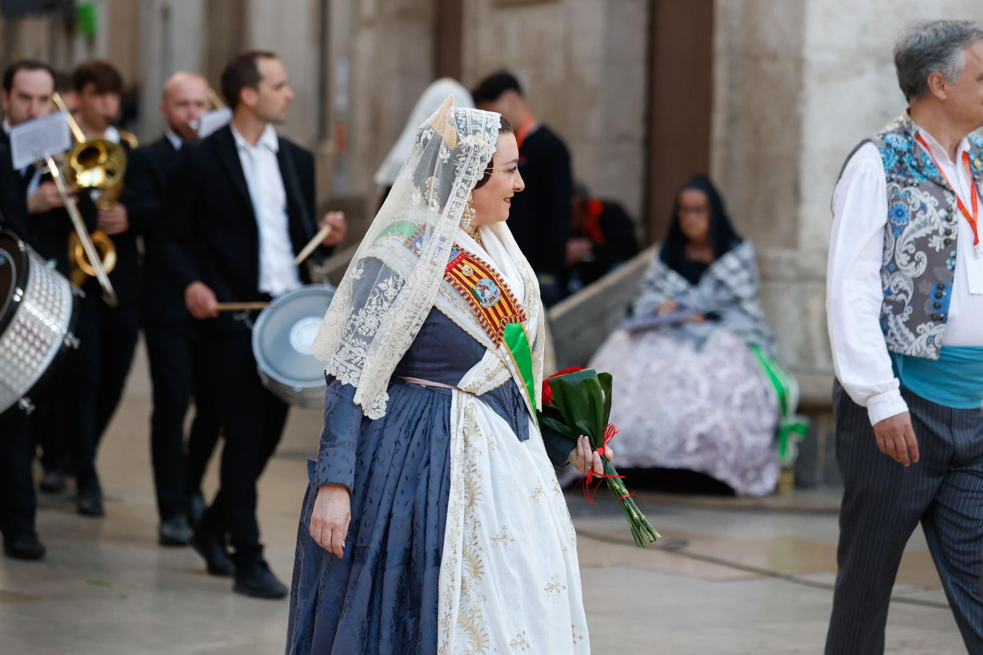 Búscate en el primer día de la Ofrenda en la calle San Vicente entre las 18:00 y las 19:00