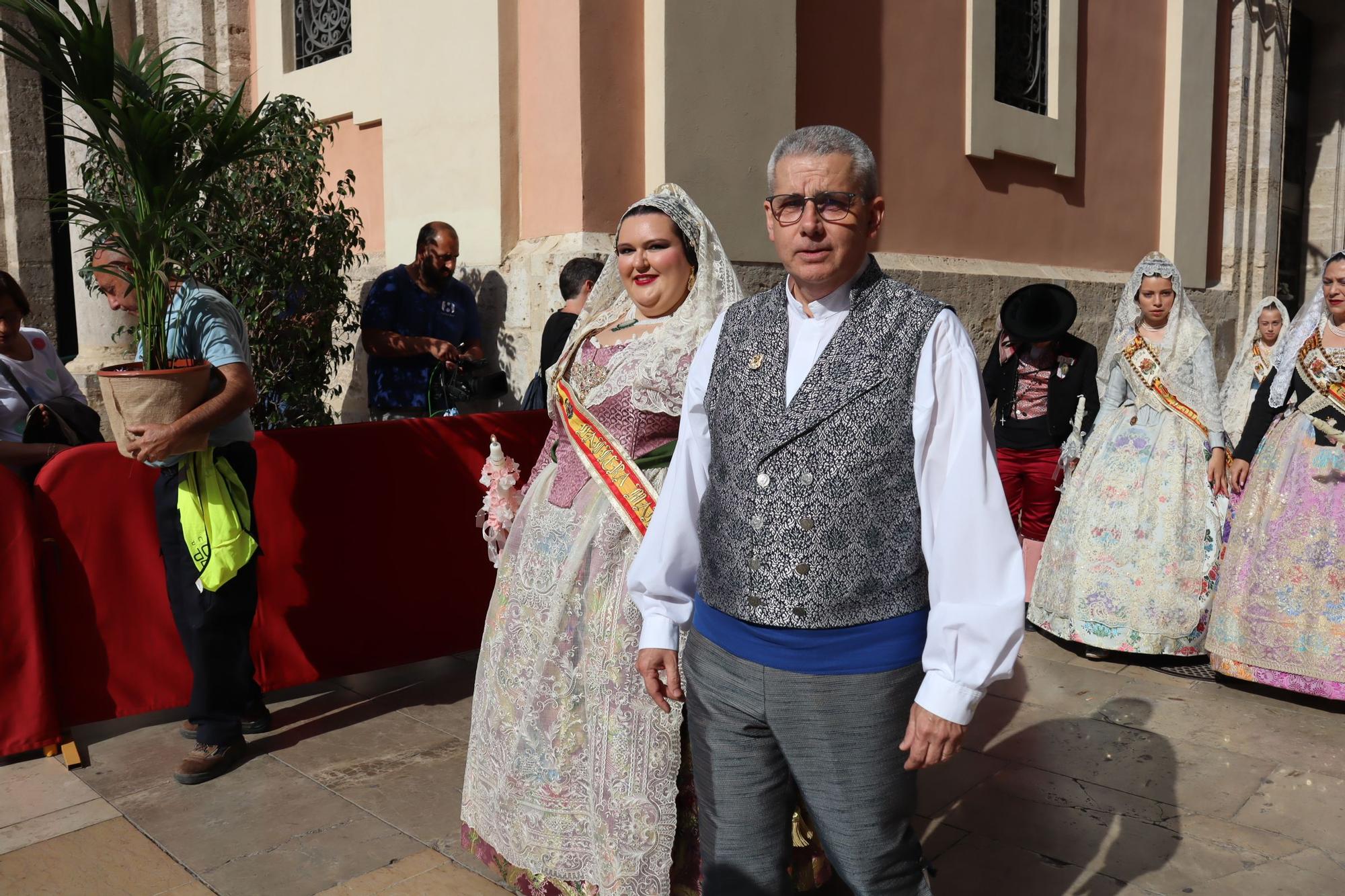 Las comisiones de falla en la Procesión de la Virgen (3/5)