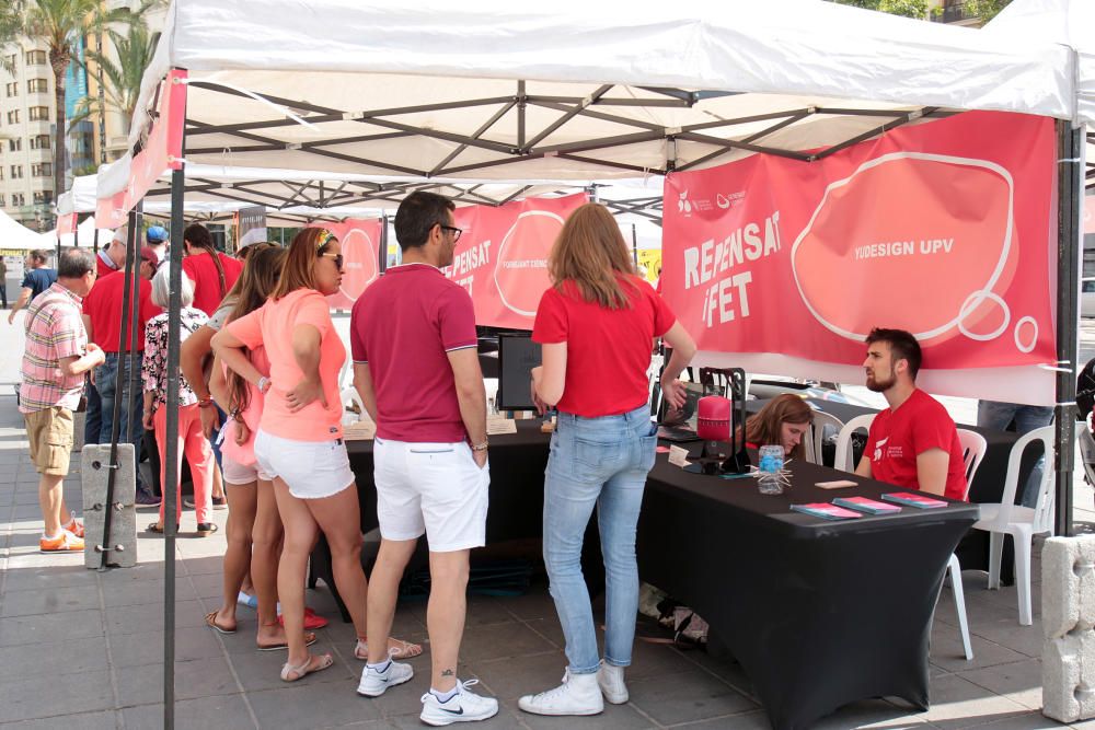 La UPV llena de ciencia la plaza del Ayuntamiento