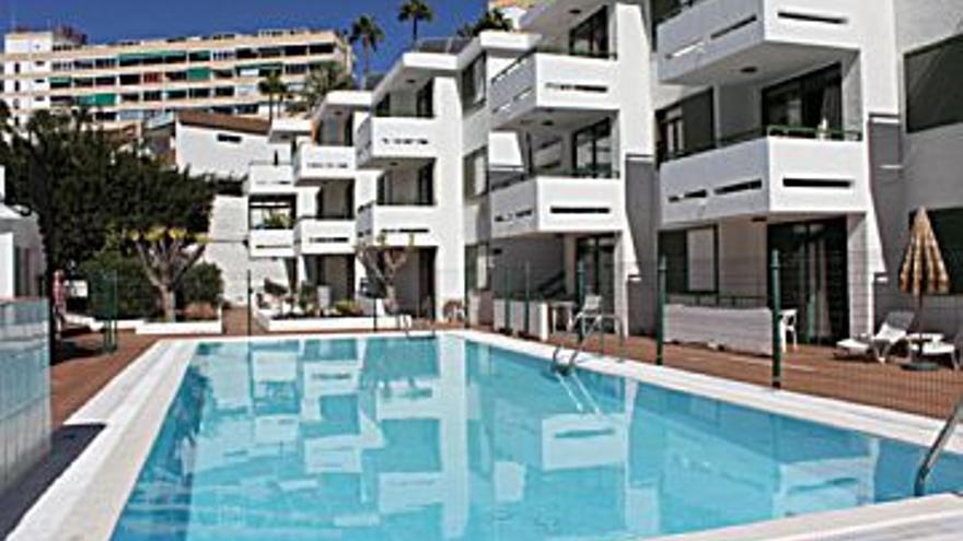160.000 € Venta de piso en Playa del Inglés (San Bartolomé de Tirajana) 40 m2, 1 habitación, 1 baño, 4.000 €/m2, 2 Planta...