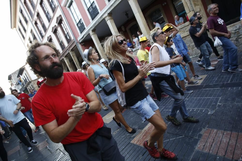 Desfile del II Festival "La Grapa"