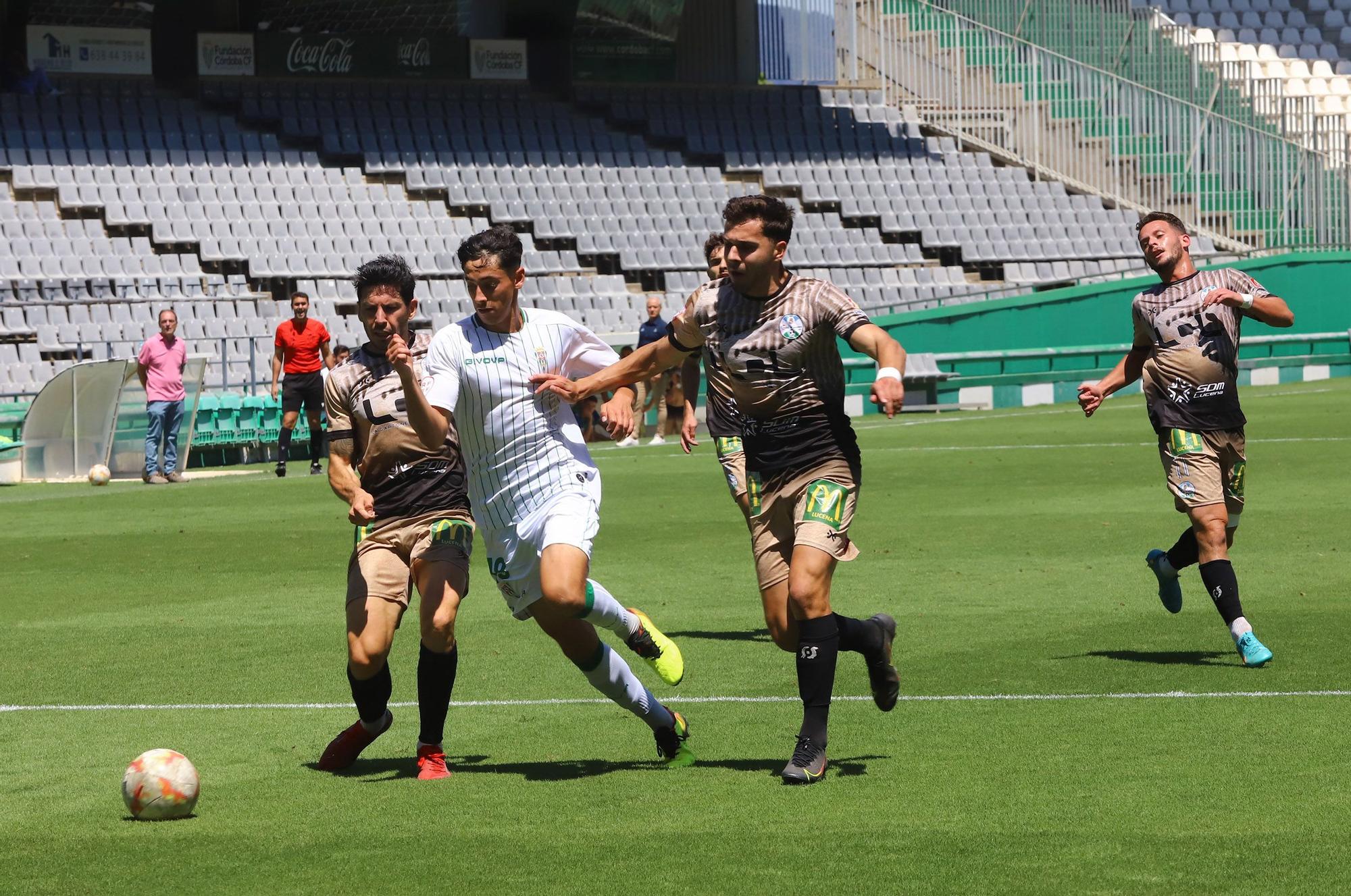 El derbi de play off entre el Córdoba B y el Ciudad de Lucena, en  imágenes