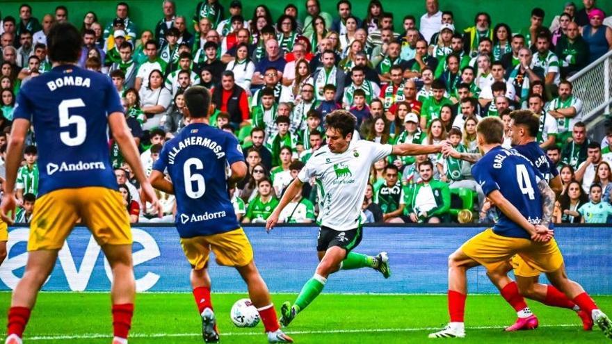 Sangalli reabre la puerta al Real Zaragoza y el club aparca a Arnau Campeny