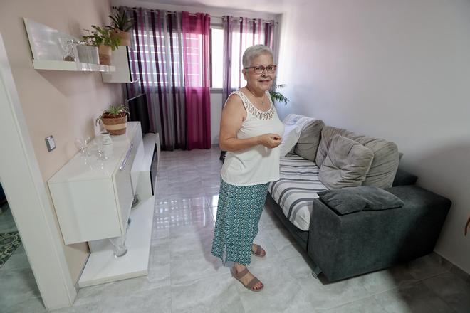 Visita a las mejoras en viviendas de Cuesta Piedra