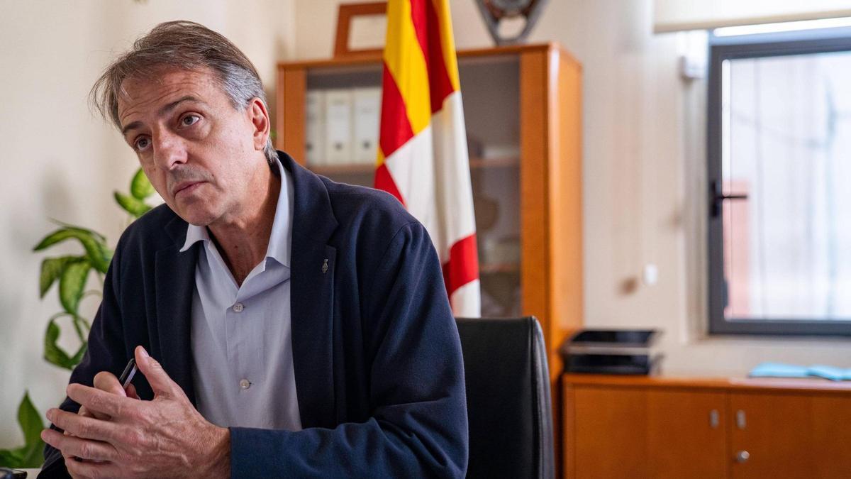 El regidor de Seguretat Ciutadana de Manresa, Anjo Valentí, durant una entrevista per a Regió7