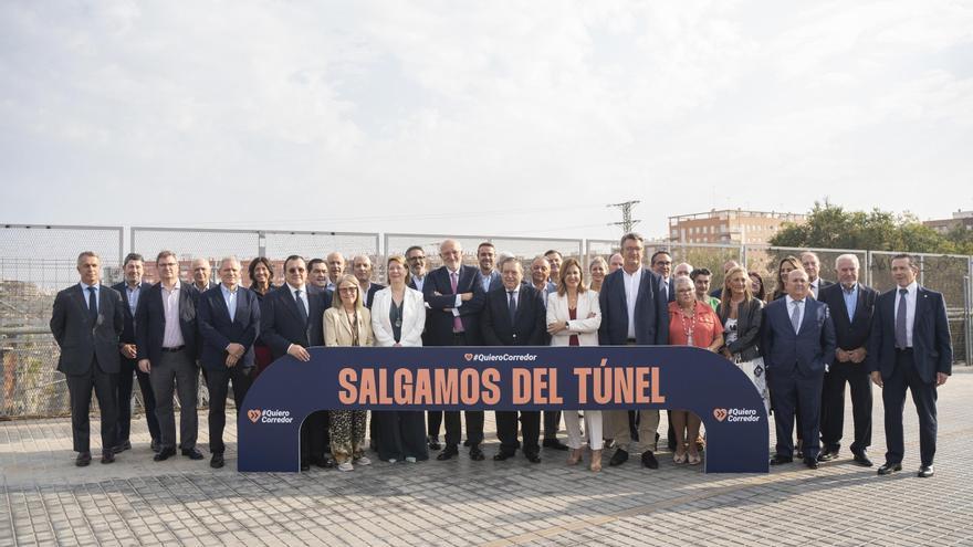 Puente presume del Corredor Mediterráneo mientras las obras del Atlántico van al ralentí