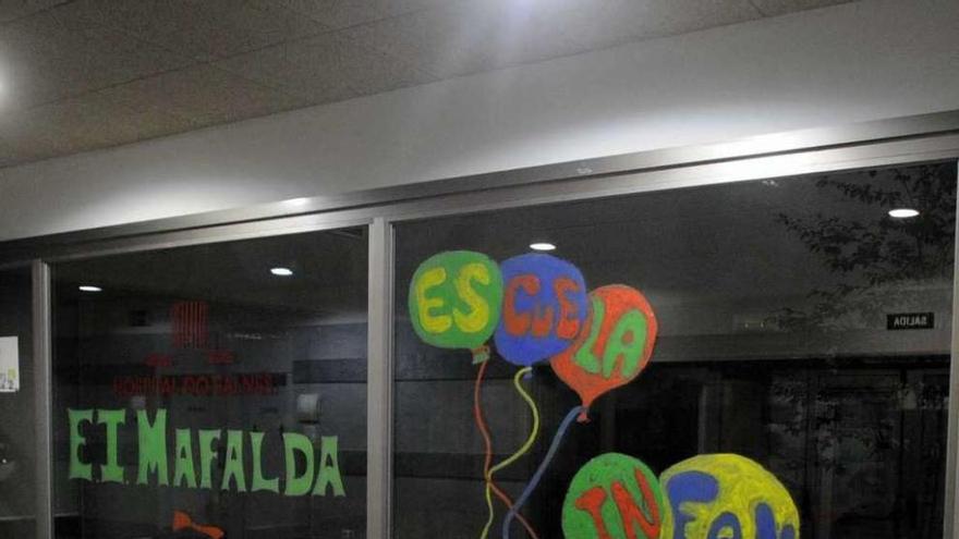 La escuela infantil Mafalda está en el primer sótano del Hospital do Salnés. // Noé Parga