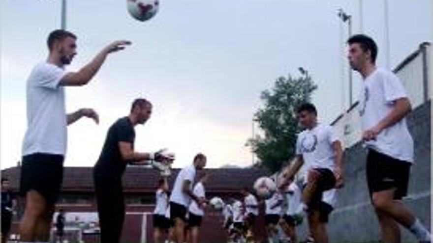 El primer equip va tornar ahir a la feina després de les vacances.