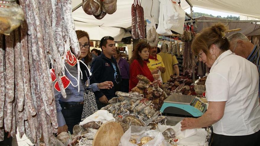 L&#039;embotit, el protagonista a les fires de Bescanó i Olot