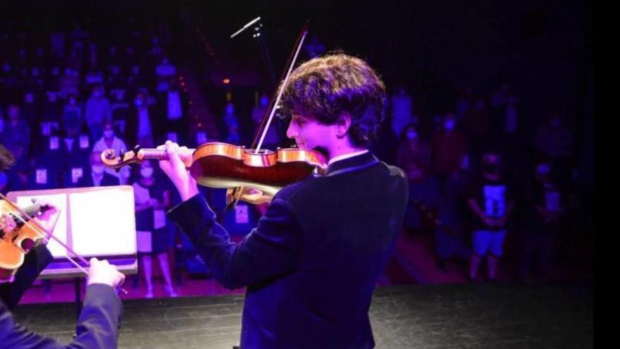 El violinista Nico Marqués Ruiz, durante un concierto.