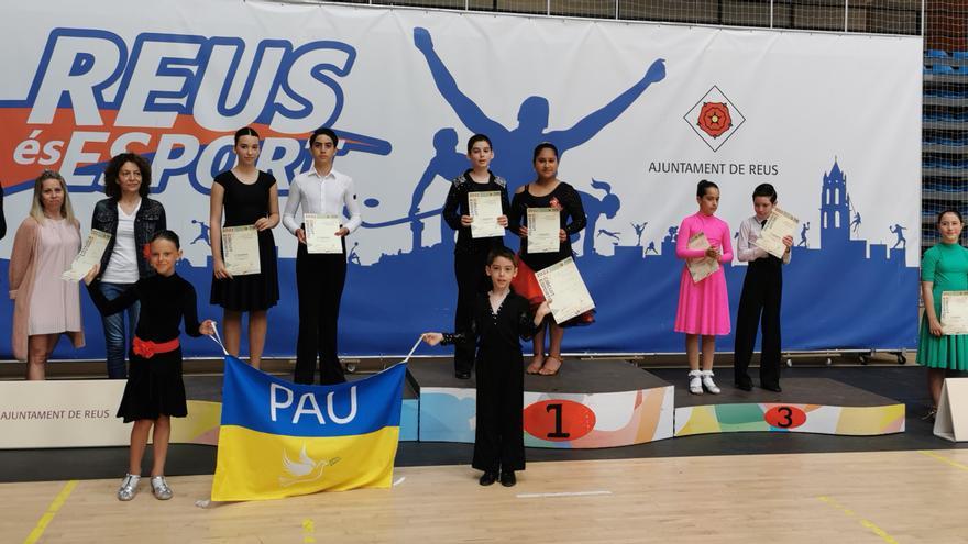 Dos alumnes d&#039;una escola de dansa de Figueres es proclamen campions de balls llatins