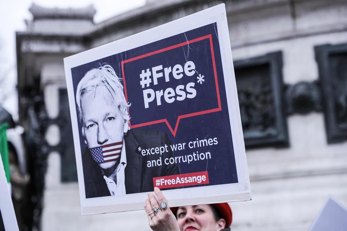 Multiples concentraciones por la libertad de Julian Assange