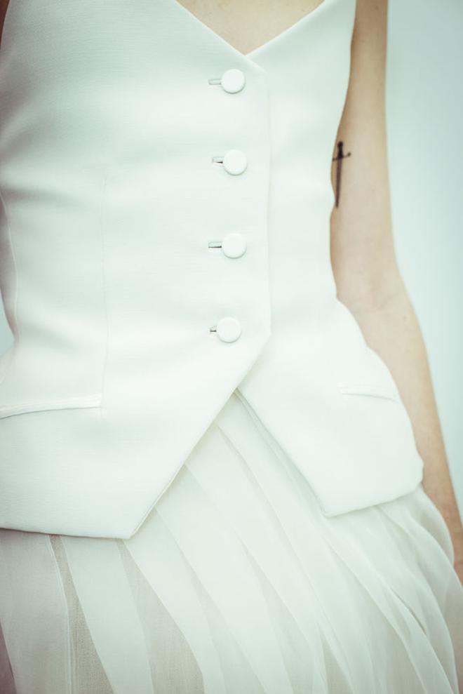 Dior Alta Costura Primavera/Verano 2018: detalles en color blanco