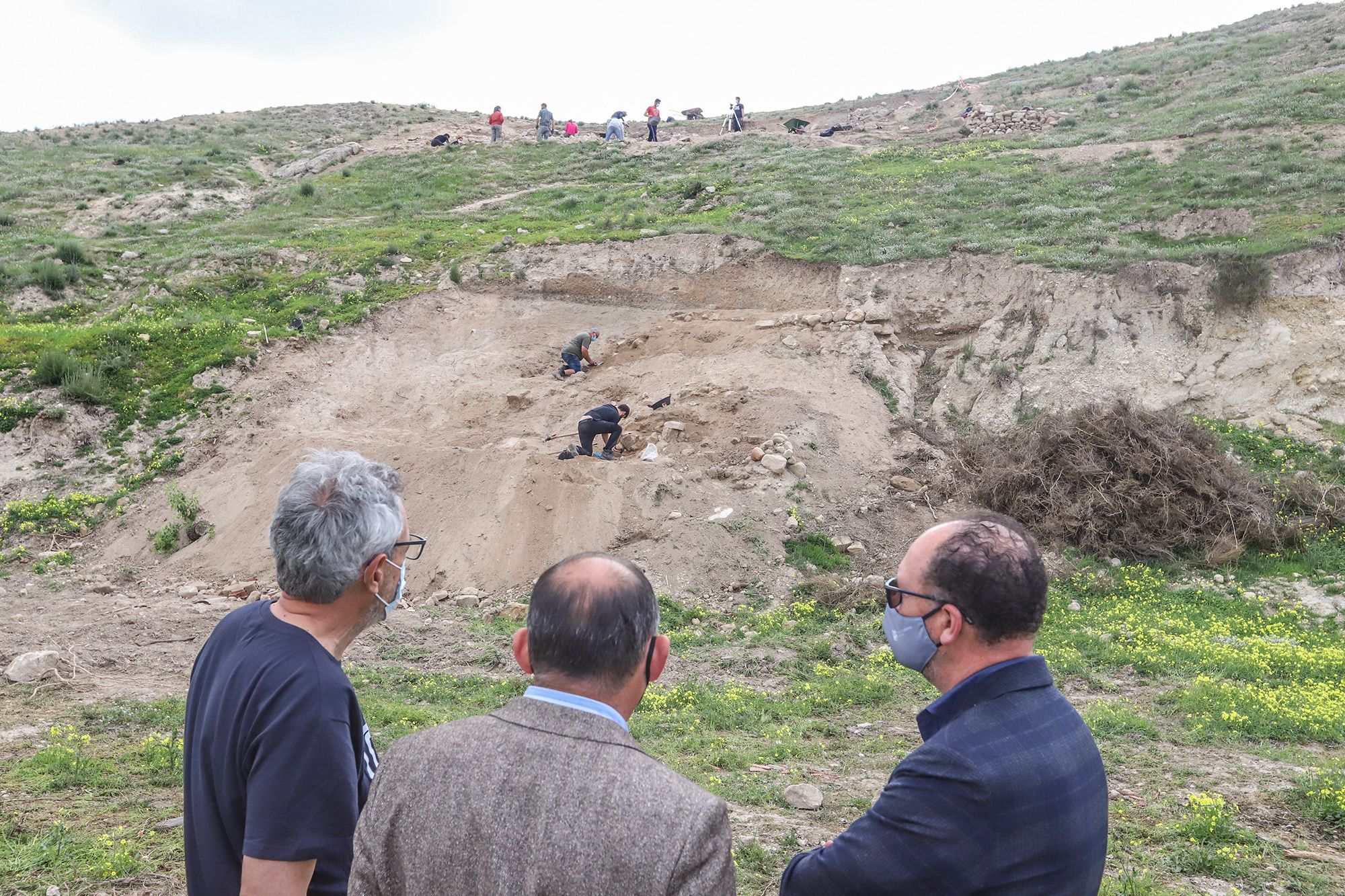 Excavaciones arqueológicas en el yacimiento de Los Saladares