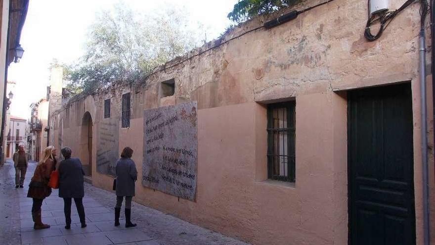 Edificio abandonado en pleno Casco Histórico de la capital.