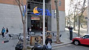Barcelona reserva cinc milions d’euros per comprar el centre comercial de la Vila Olímpica