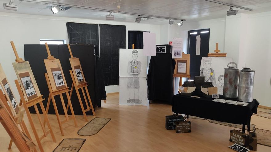 Exposición sobre el Holocausto hecha por alumnos del IES La Noria de Monforte