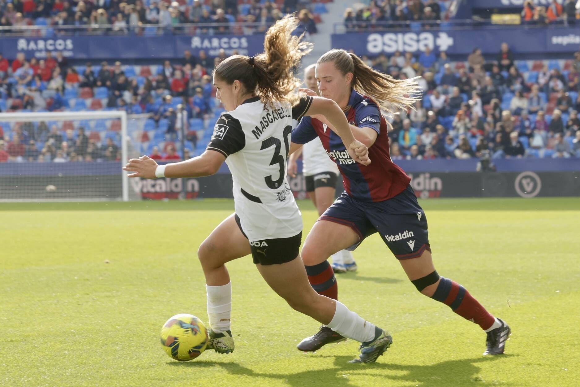 Las mejores fotos del Levante - Valencia de LaLiga F