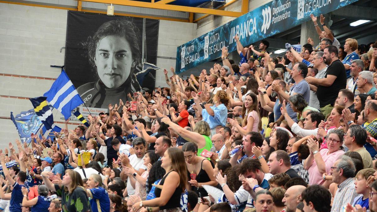 Público en el pabellón de O Gatañal en el último partido de la pasada temporada.