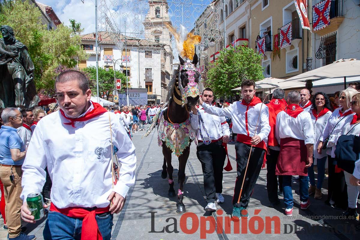 Recorrido Caballos del Vino día dos de mayo en Caravaca