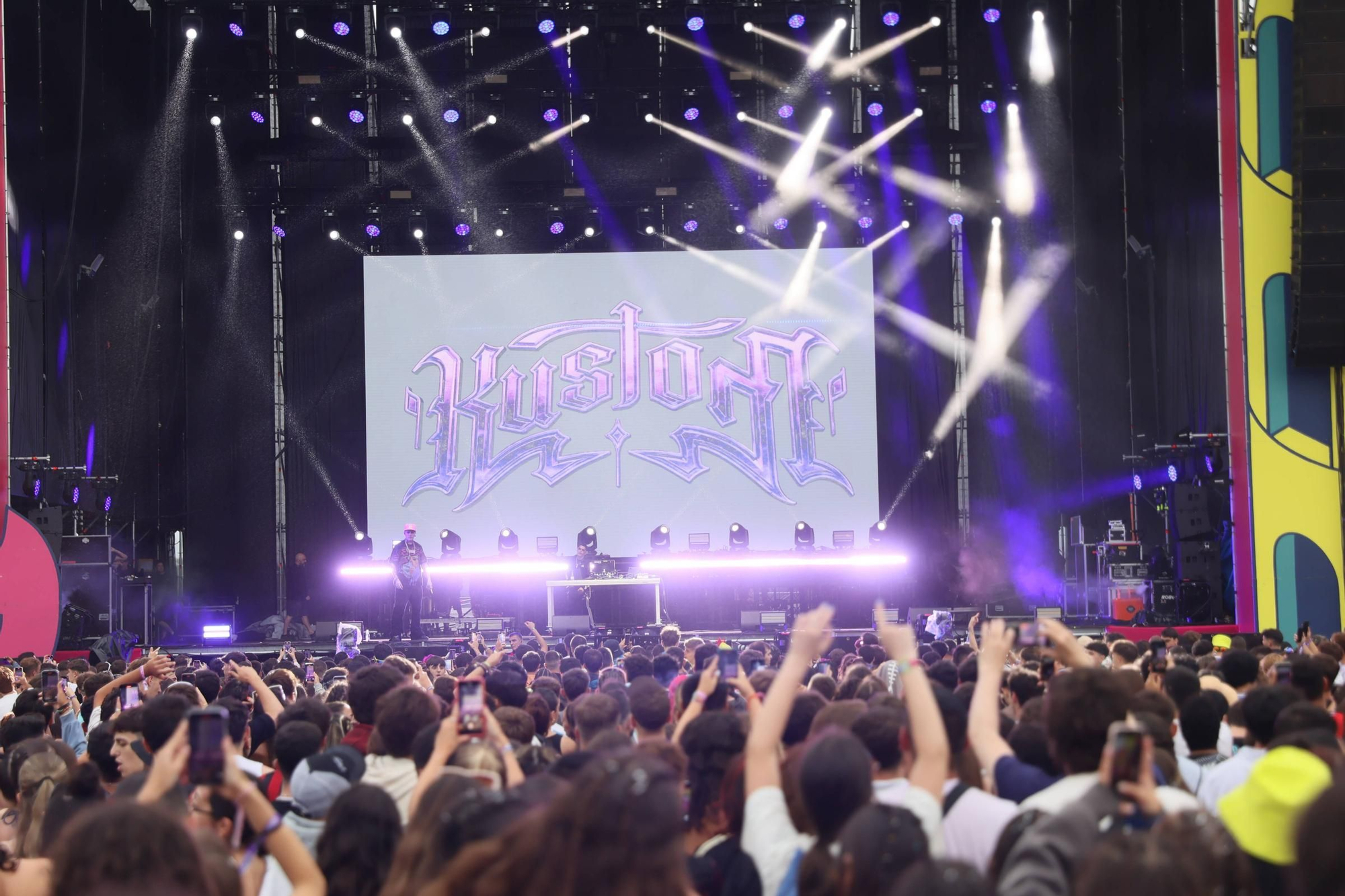 Así ha sido el arranque del Boombastic: orbayu, diversión y mucha música
