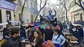 Una multitud reclama en las calles de la capital argentina la libertad de Cristina Kirchner