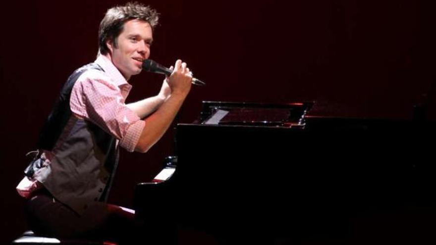 Rufus Wainwright, durante un concierto. / joel martínez