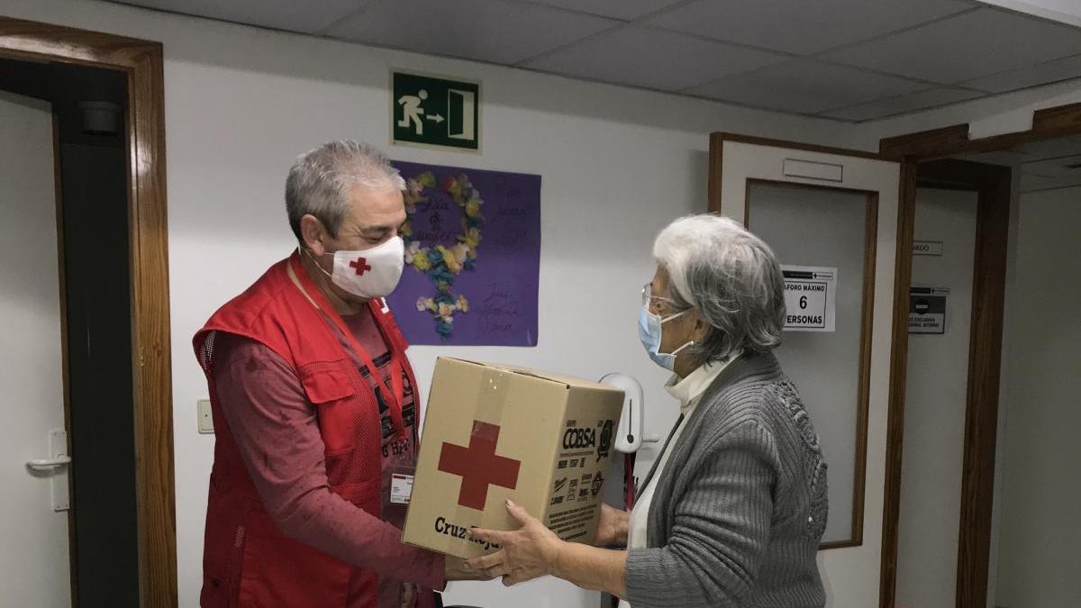 Cruz Roja ayuda a combatir la pobreza energética en cerca de 600 hogares de Córdoba