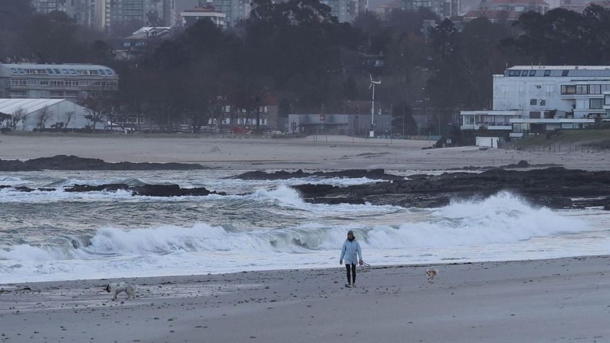 Las clases se suspenderán en Galicia por alerta roja por temporal o naranja por nieve