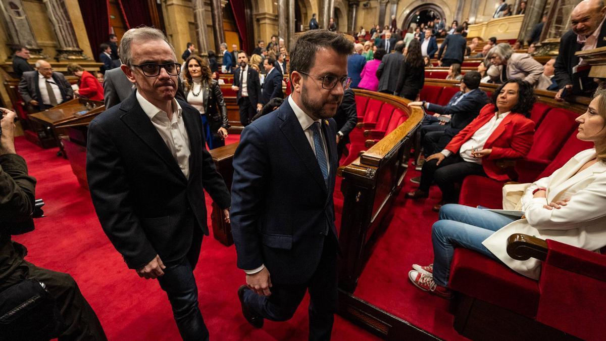 Pere Aragonès y Jéssica Albiach este miércoles en el Parlament tras tumbarse los presupuestos.