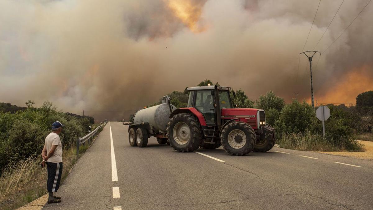 El fuego lleva a Zamora al límite