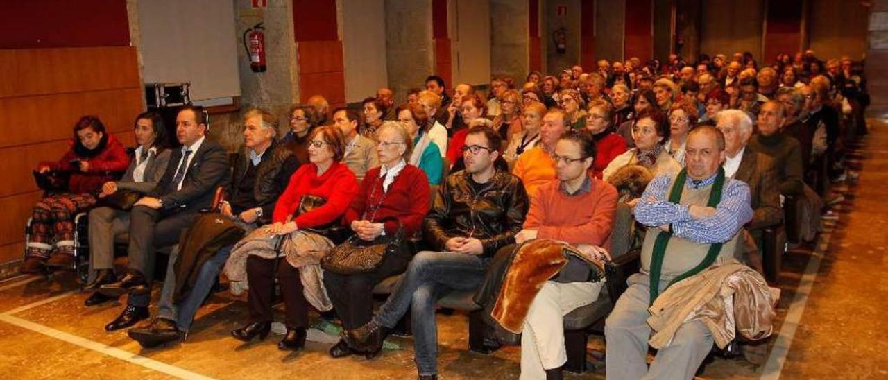 Público asistente a la charla sobre genómica en el auditorio Areal de Vigo. // Ricardo Grobas