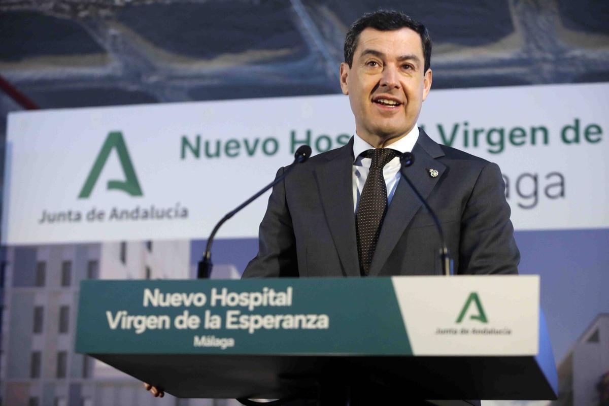 MLG 02-02-2026.-El presidente de la Junta de Andalucía, Juanma Moreno, coloca la primera piedra del Hospital Virgen de la Esperanza.