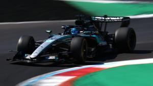 Russell, durante los ensayos libres en Monza.