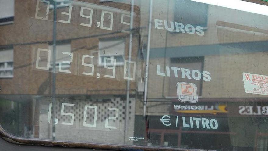 Asturias está entre las comunidades  más caras para repostar gasolina