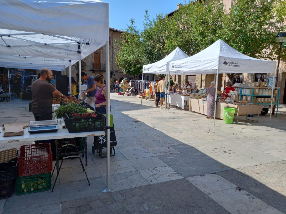 El mercat de proximitat se celebra el primer dissabte de cada mes