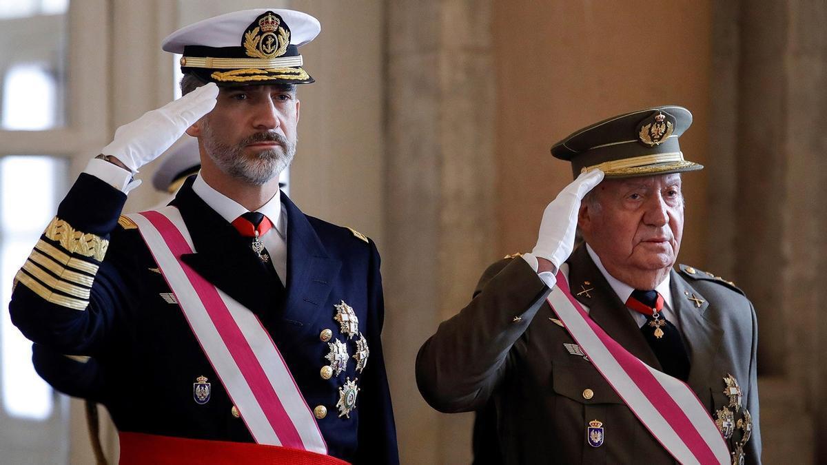 uan Carlos I y Felipe VI, en enero de 2018, en la celebración de la Pascua Militar