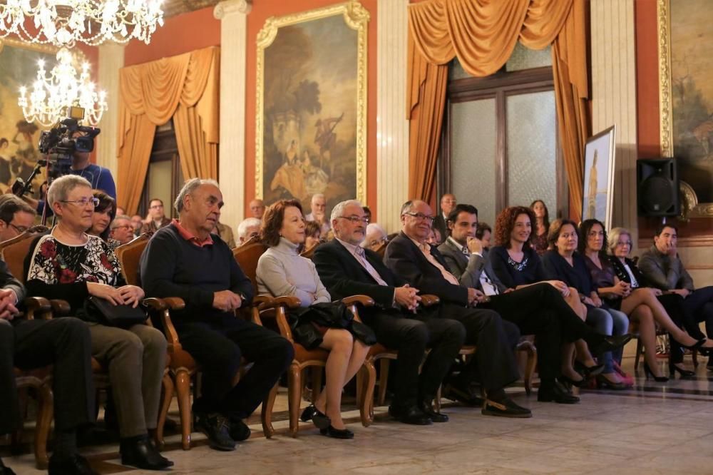 Presentación del libro "Contra viento y marera"