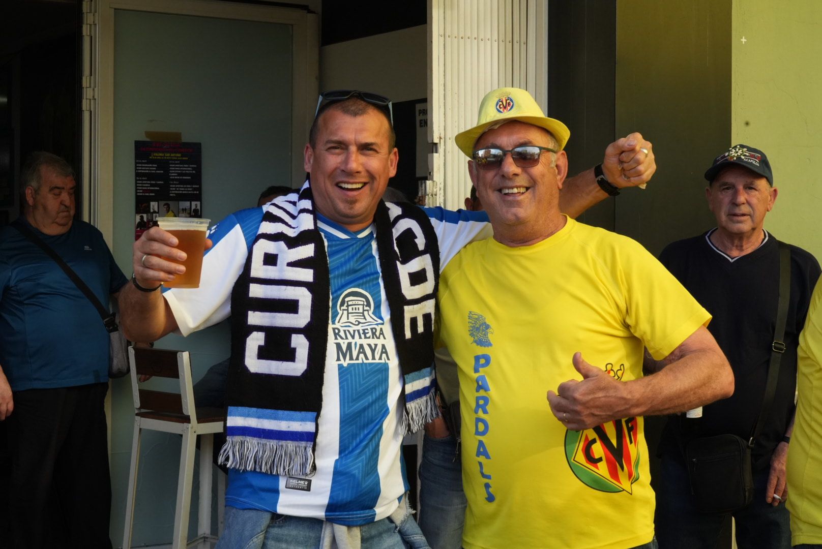 La afición del Villarreal en el partido contra el Espanyol en La Cerámica