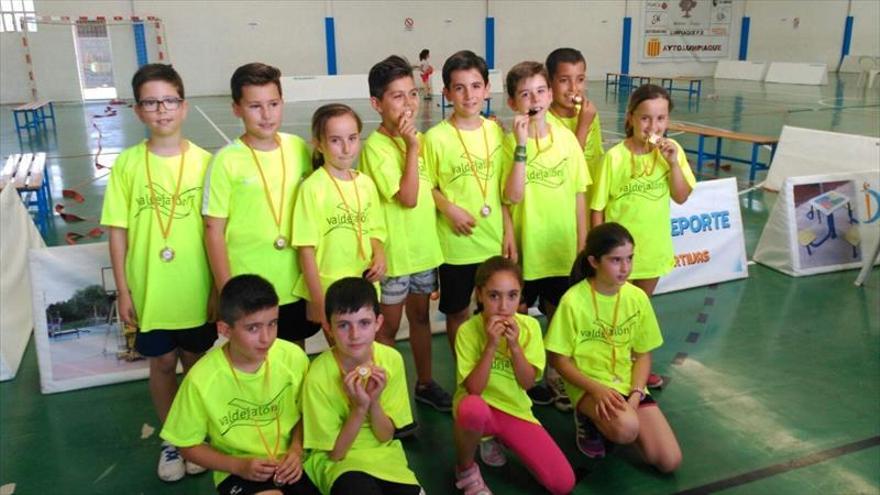 Cinco colegios asisten al primer campeonato de Datchball de Valdejalón