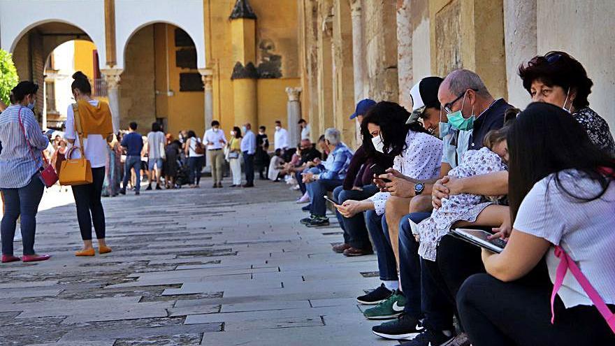 Mezquita | Las colas de mayo