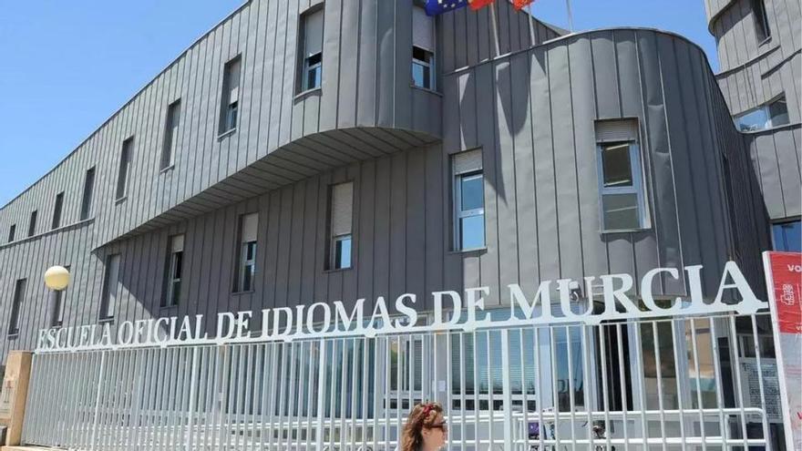 Ya está abierto en Murcia el plazo para entrar en la Escuela Oficial de Idiomas: estas son las fechas clave
