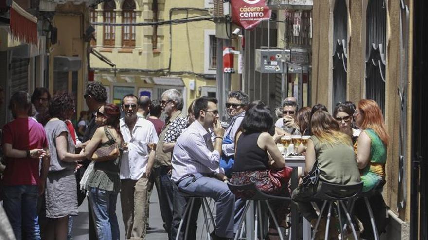 Moret se suma a San Pedro de Alcántara y pedirá autorización para la ‘feria de día’ de Cáceres